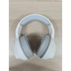 Auriculares Inalámbricos Newskill Seth Ivory con Iluminación RGB - Color Blanco