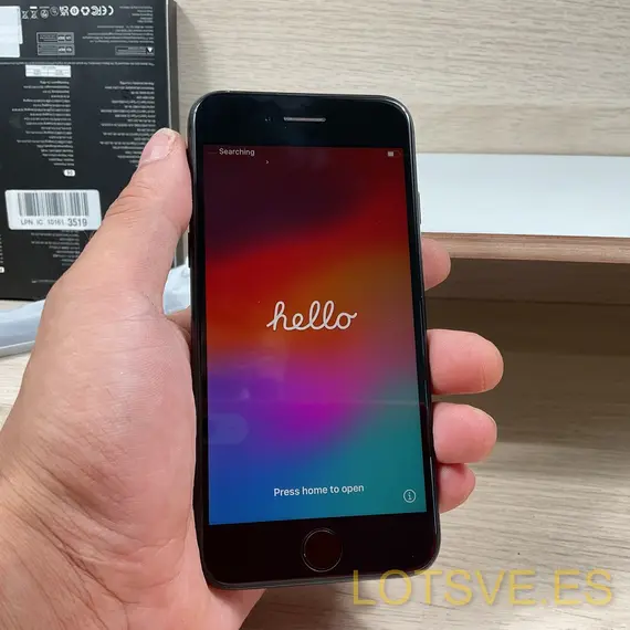 Apple iPhone SE 64GB