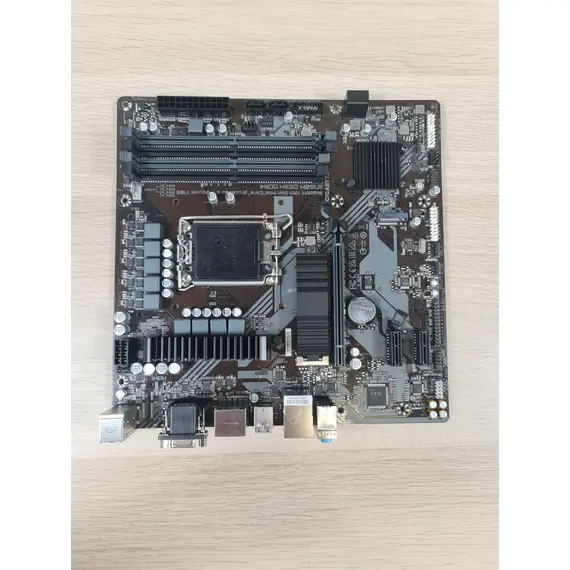 GIGABYTE Placa Base B760M DS3H AX DDR4