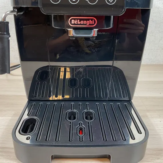 Cafetera Superautomática De'Longhi Magnifica Start ECAM222.20.B