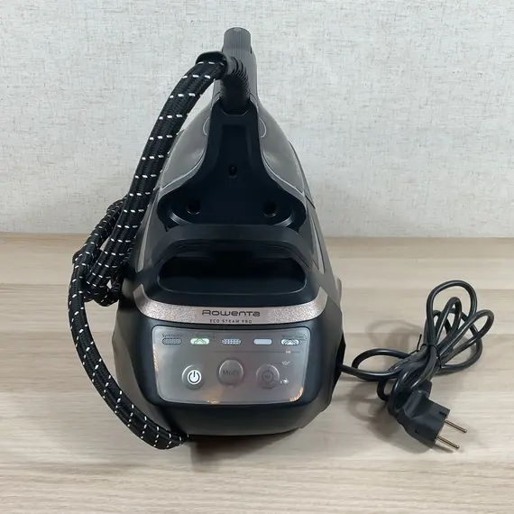 Centro de planchado Rowenta Eco Steam Pro DG9640